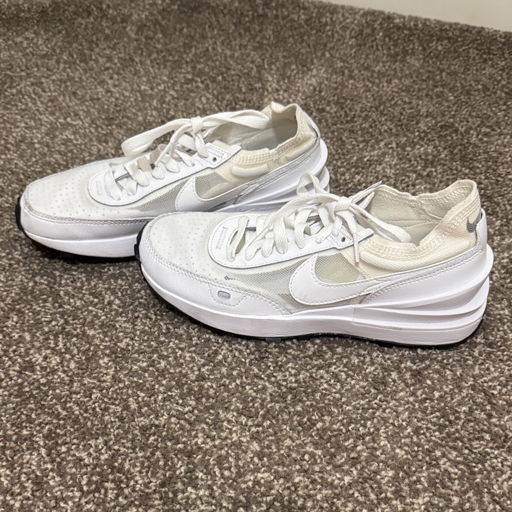 Nike Women’s Waffle 1 shoes